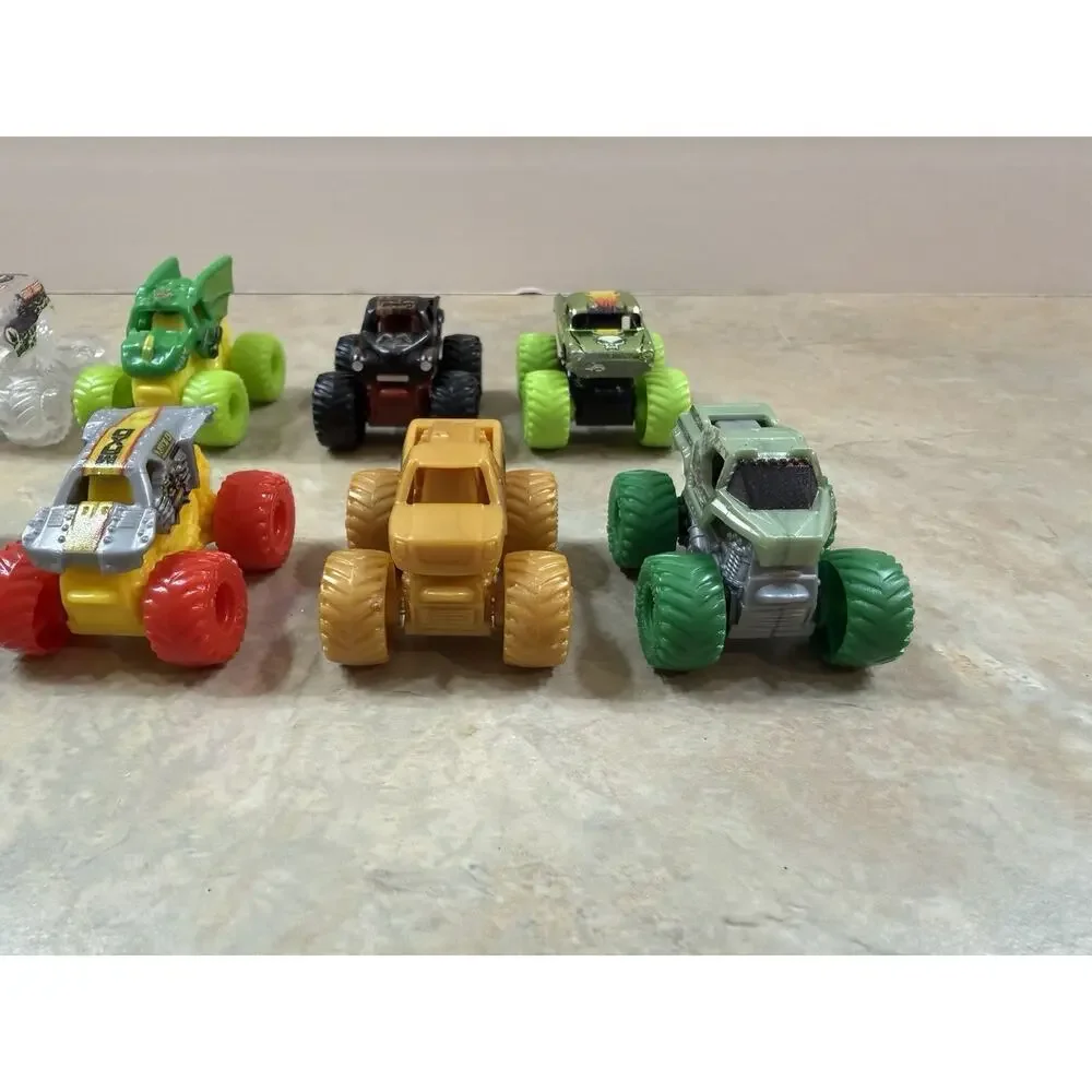 Hot Wheels Monster Trucks - Lot of 8 Diecast 2024 Mattel Monster Trucks